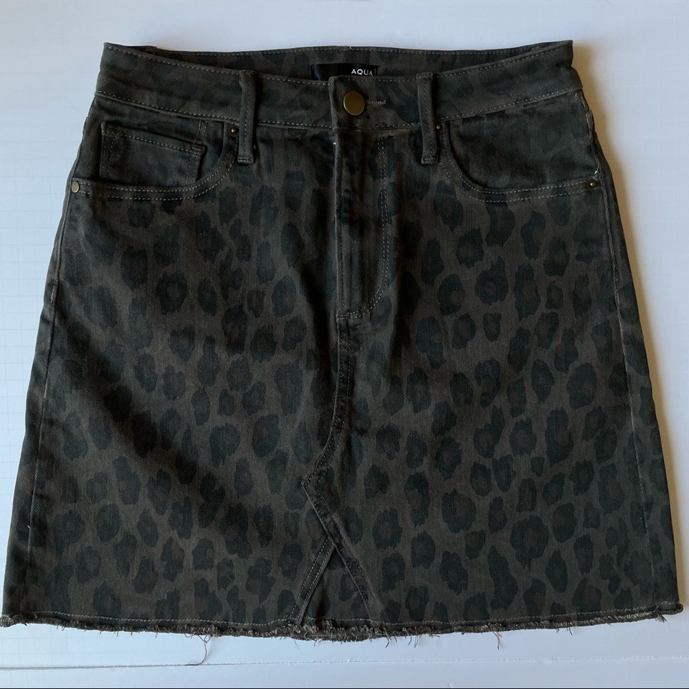 Leopard print denim skirt